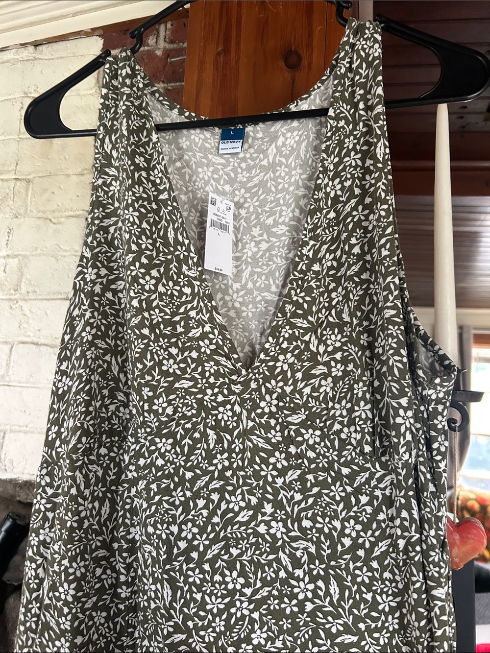 Old Navy Olive & White Floral V-Neck Maxi Dress